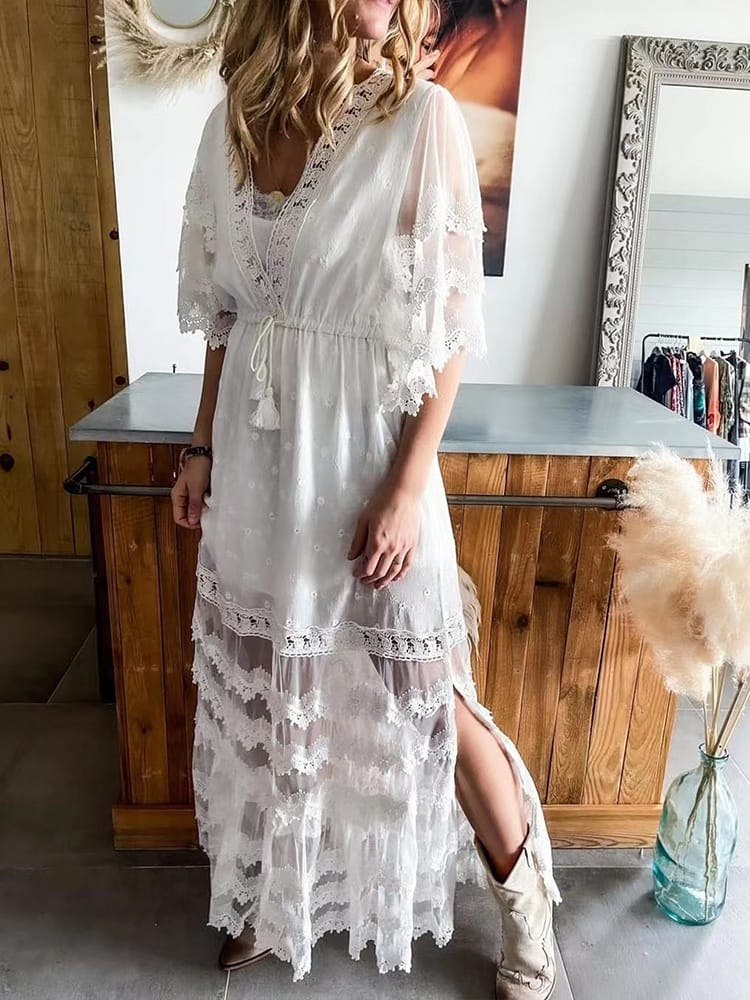 Elegant Lace V-Neck Maxi Dress 